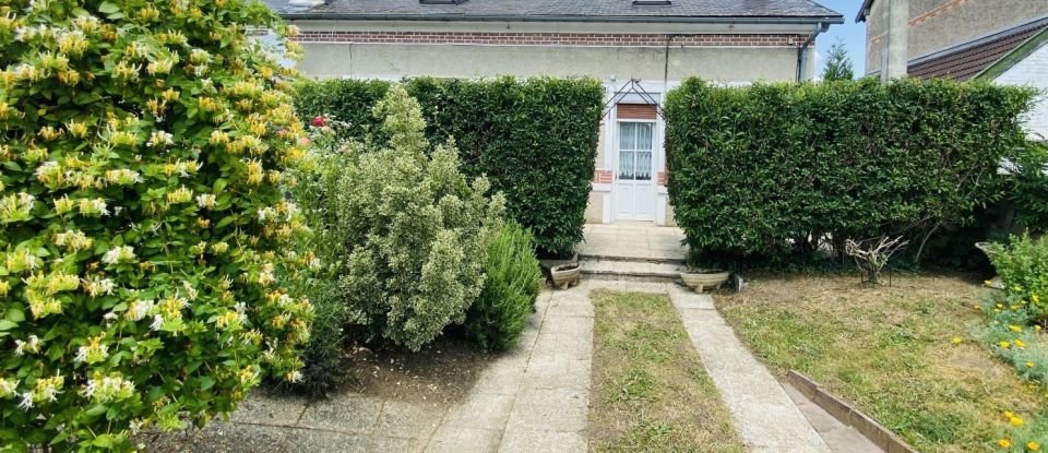 Maison 6 pièces de 90 m² à Villeneuve-Saint-Germain (02200)