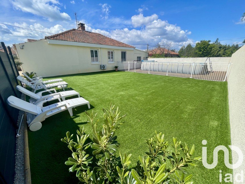 Maison 8 pièces de 150 m² à Bollène (84500)