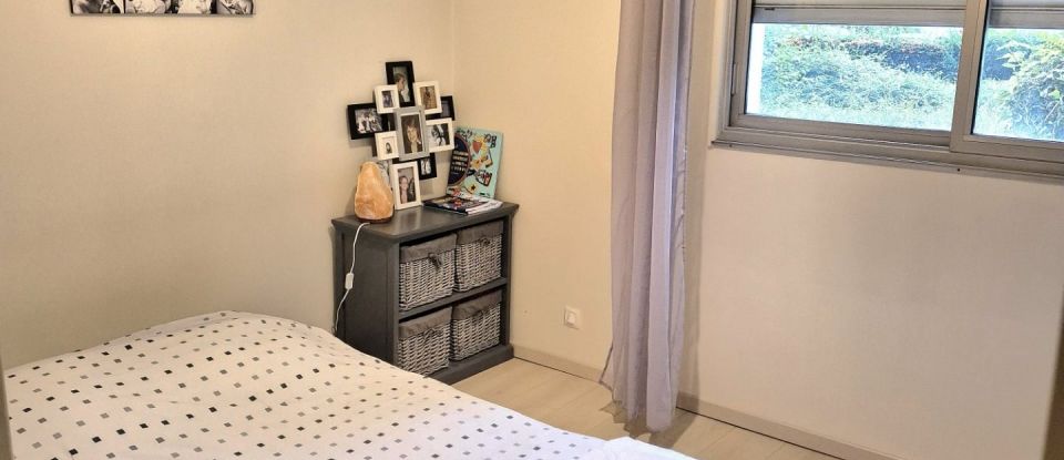 Appartement 5 pièces de 87 m² à Saint-Étienne (42000)