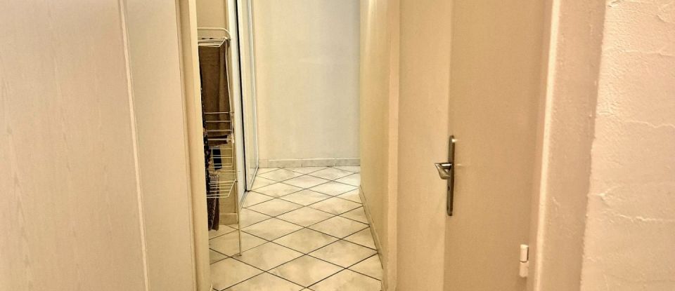 Appartement 5 pièces de 87 m² à Saint-Étienne (42000)