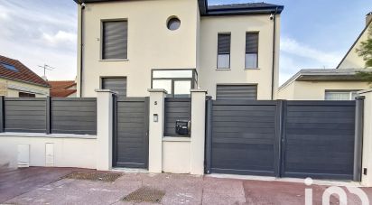 Maison 8 pièces de 240 m² à Antony (92160)