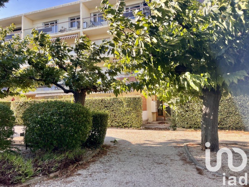 Apartment 3 rooms of 52 m² in La Ciotat (13600)