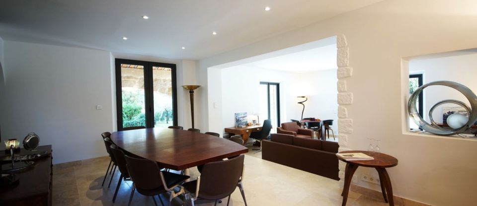 Mas 9 rooms of 250 m² in Vaison-la-Romaine (84110)