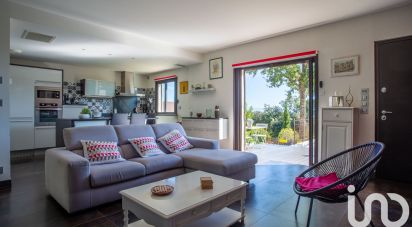 Maison 5 pièces de 120 m² à Rochefort-du-Gard (30650)