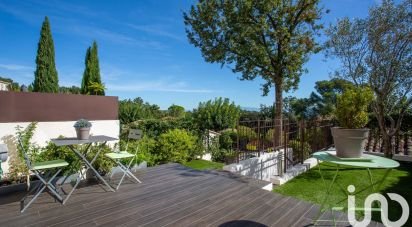 Maison 5 pièces de 120 m² à Rochefort-du-Gard (30650)