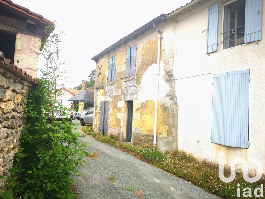 Maison de village 3 pièces de 90 m² à La Chapelle-des-Pots (17100)