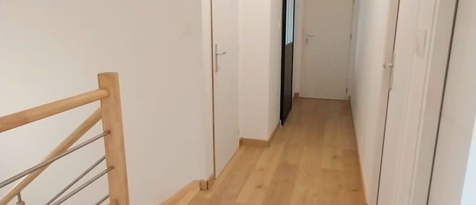 Maison 5 pièces de 105 m² à Trédion (56250)