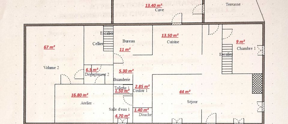 House 6 rooms of 140 m² in Savennes (63750)