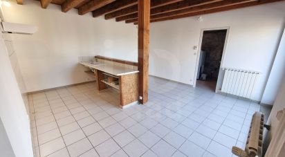 Maison 4 pièces de 95 m² à Cressat (23140)