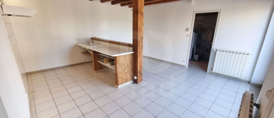 Maison 4 pièces de 95 m² à Cressat (23140)