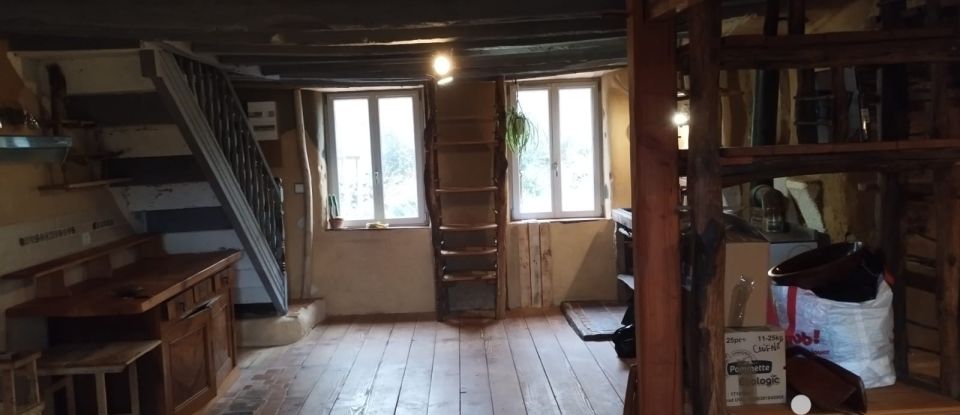 Maison de campagne 5 pièces de 96 m² à Folles (87250)