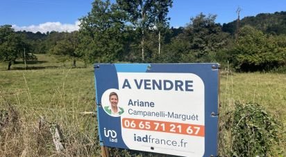 Land of 2,500 m² in La Table (73110)