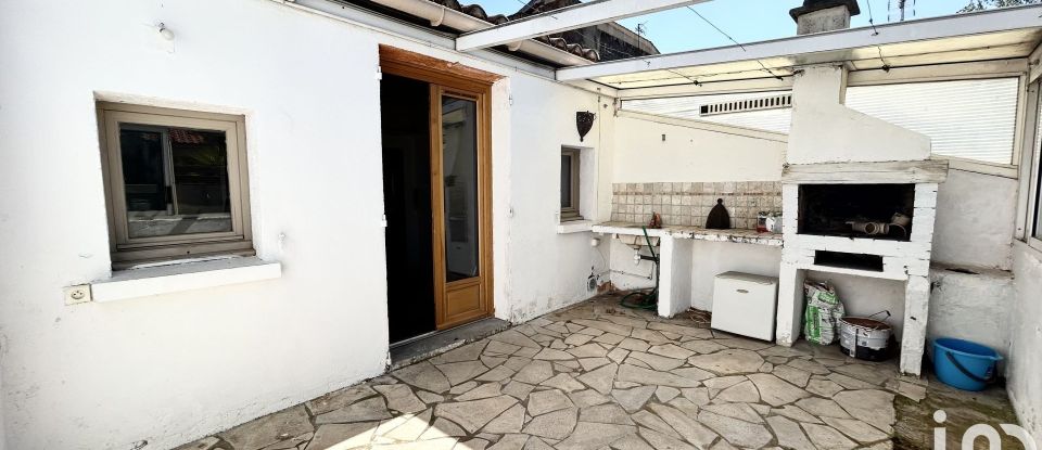 Maison 5 pièces de 117 m² à Arles (13200)