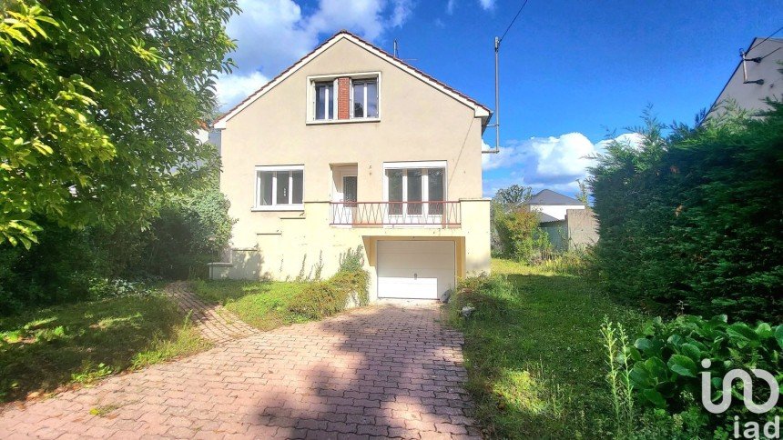 House 5 rooms of 109 m² in Saint-Jean-le-Blanc (45650)