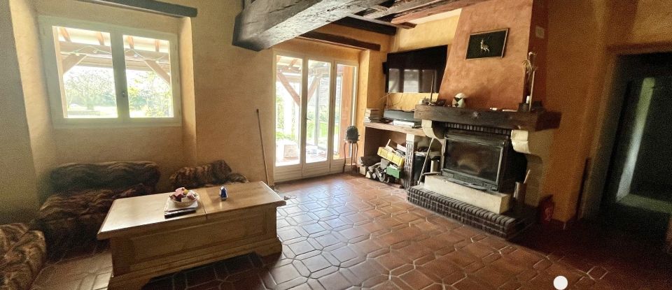 Maison de campagne 6 pièces de 183 m² à Thorigny-sur-Oreuse (89260)