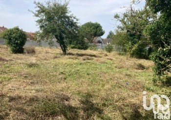 Land of 406 m² in Coulommiers (77120)