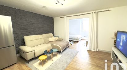 Apartment 1 room of 41 m² in La Couronne (16400)