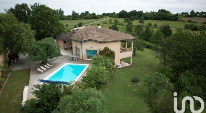 Architect house 6 rooms of 216 m² in Castelnau-d'Estrétefonds (31620)