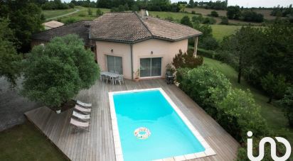 Architect house 6 rooms of 216 m² in Castelnau-d'Estrétefonds (31620)