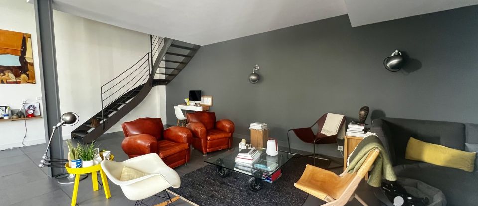 Maison 7 pièces de 225 m² à Bordeaux (33000)