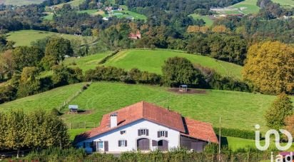 Country house 6 rooms of 200 m² in Bidache (64520)