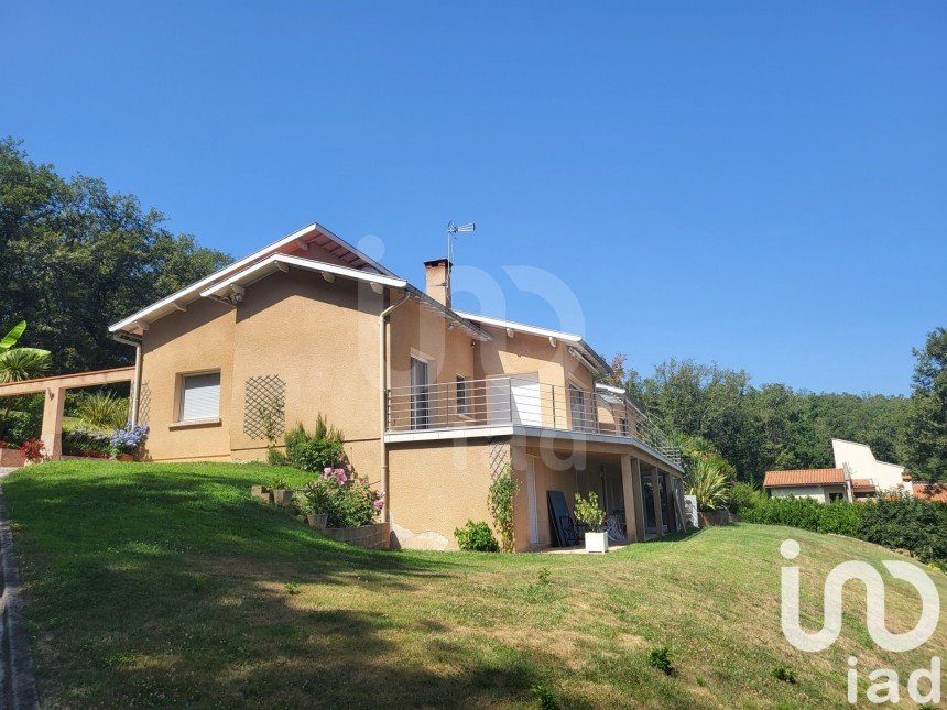 Maison 7 pièces de 210 m² à Buzet-sur-Tarn (31660)