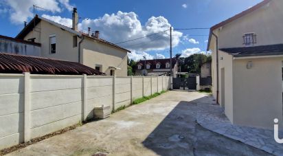 Maison traditionnelle 4 pièces de 90 m² à Nanteuil-lès-Meaux (77100)