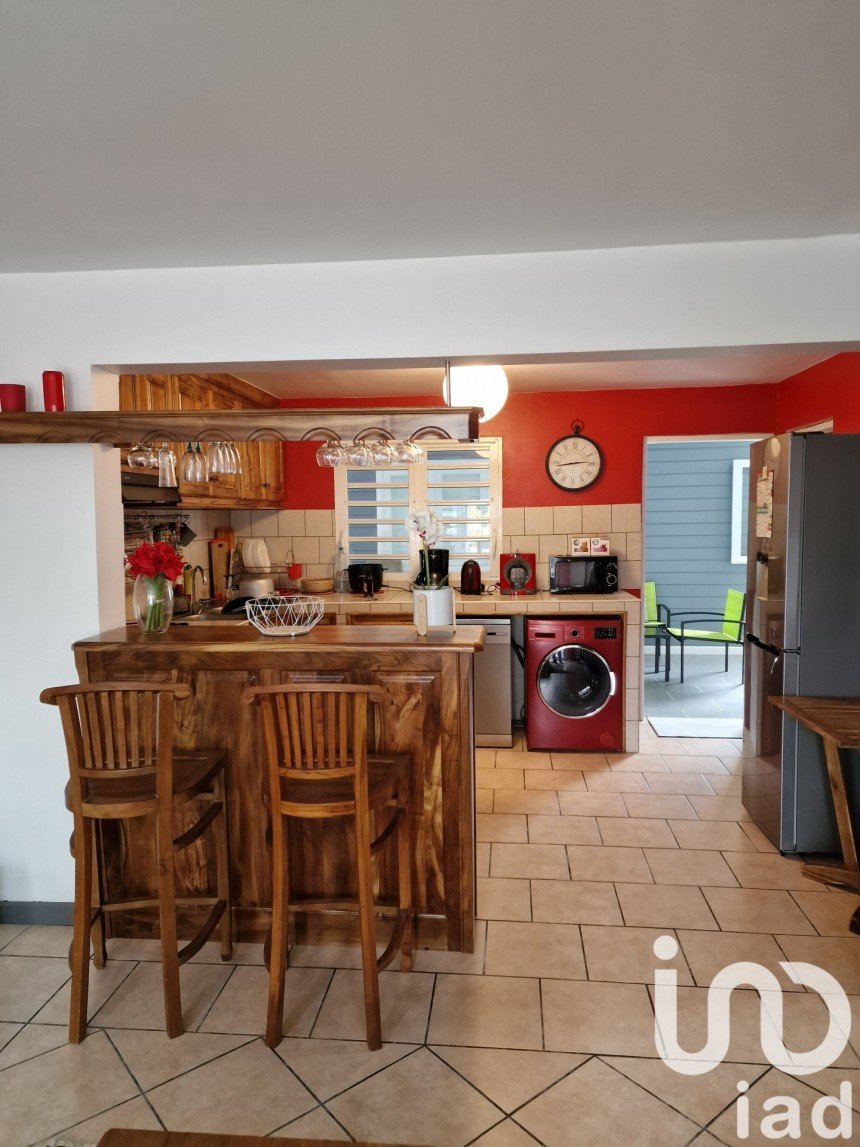 Maison 4 pièces de 120 m² à La Plaine-des-Palmistes (97431)