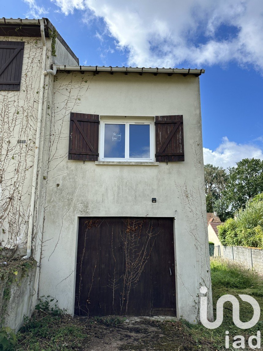 Maison traditionnelle 2 pièces de 60 m² à Vaux-le-Pénil (77000)