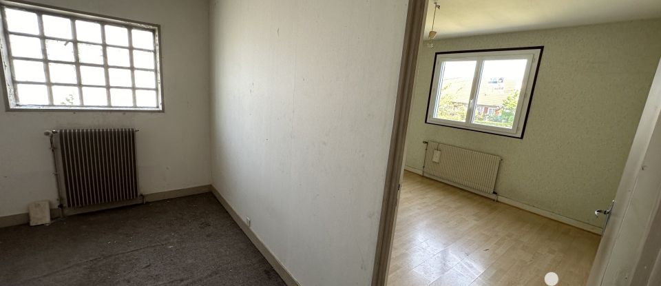 Maison traditionnelle 2 pièces de 60 m² à Vaux-le-Pénil (77000)