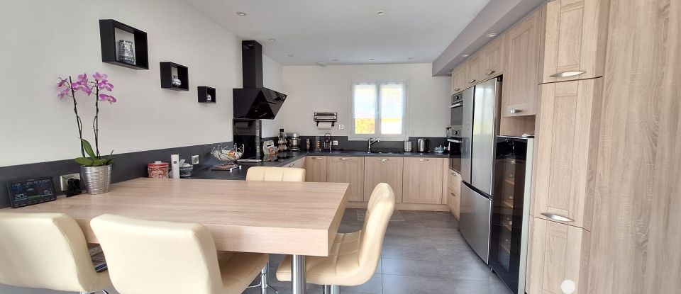 Maison 6 pièces de 137 m² à Évreux (27000)