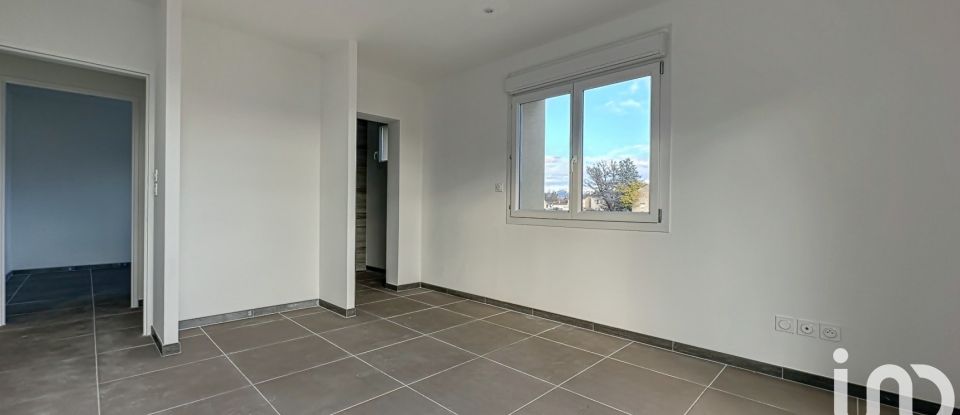 Maison 4 pièces de 120 m² à Sarrians (84260)