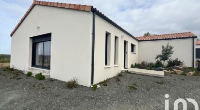 Maison traditionnelle 3 pièces de 98 m² à Pompaire (79200)