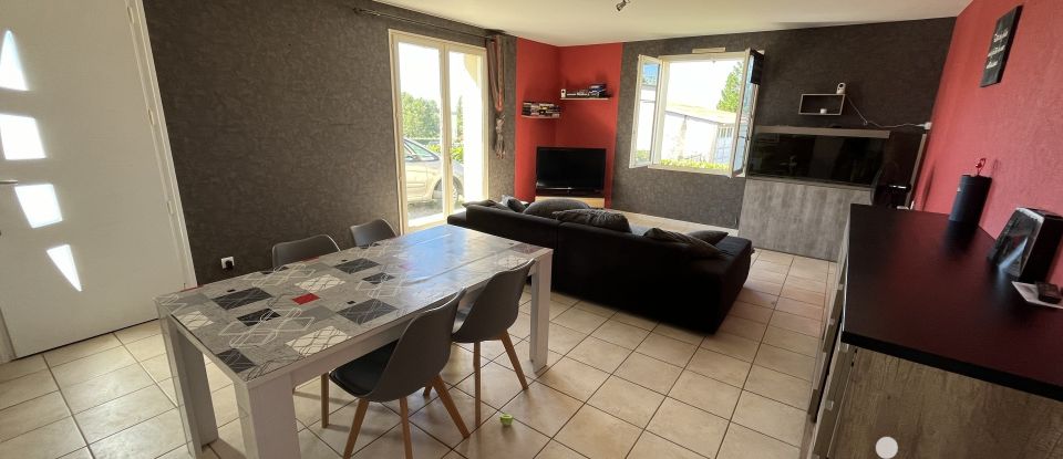 Maison 3 pièces de 73 m² à Saint-Pardoux (79310)