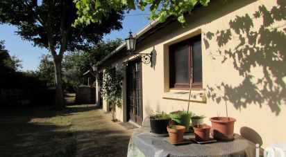 House 5 rooms of 80 m² in Sammarçolles (86200)