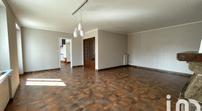 Longere 7 rooms of 150 m² in Saint-Marc-le-Blanc (35460)