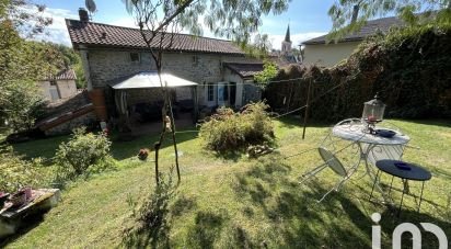 Village house 6 rooms of 163 m² in Verruyes (79310)