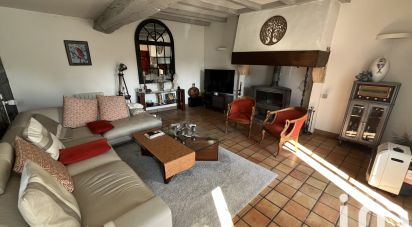 Village house 6 rooms of 163 m² in Verruyes (79310)