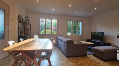 Maison 4 pièces de 95 m² à Le Pian-Médoc (33290)