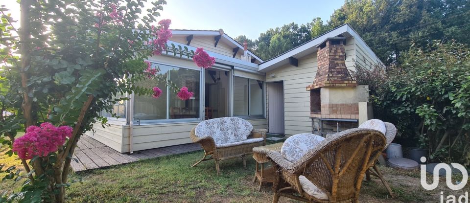 Maison 4 pièces de 95 m² à Le Pian-Médoc (33290)