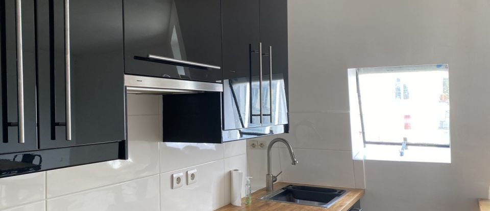 Appartement 2 pièces de 44 m² à Paris (75018)