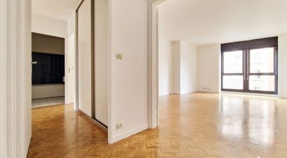 Apartment 4 rooms of 84 m² in Paris (75020)