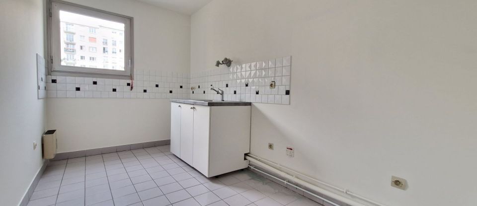 Appartement 4 pièces de 84 m² à Paris (75020)