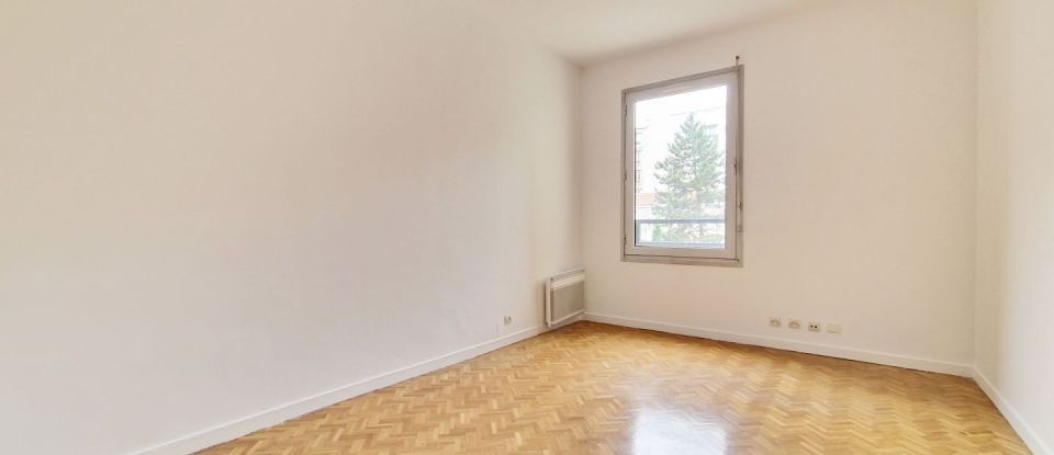 Appartement 4 pièces de 84 m² à Paris (75020)