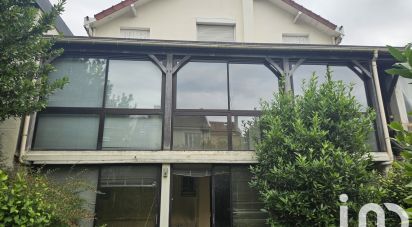 Maison traditionnelle 6 pièces de 220 m² à Montreuil (93100)