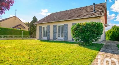 Maison 7 pièces de 80 m² à Moreuil (80110)