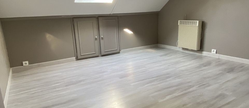 Maison traditionnelle 5 pièces de 98 m² à Meulan-en-Yvelines (78250)