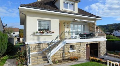 House 6 rooms of 116 m² in Saint-Rémy-lès-Chevreuse (78470)