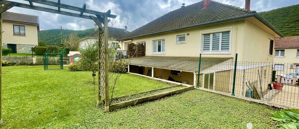 Maison 6 pièces de 130 m² à Revin (08500)