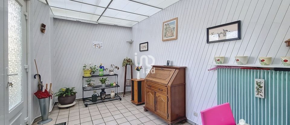 Maison 9 pièces de 243 m² à Amiens (80000)